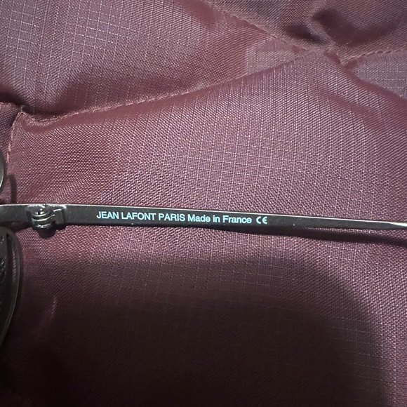 Sunglasses Jean Lafont Paris
Titanium lightweight purple Butterfly Shaped. - Picture 5 of 8